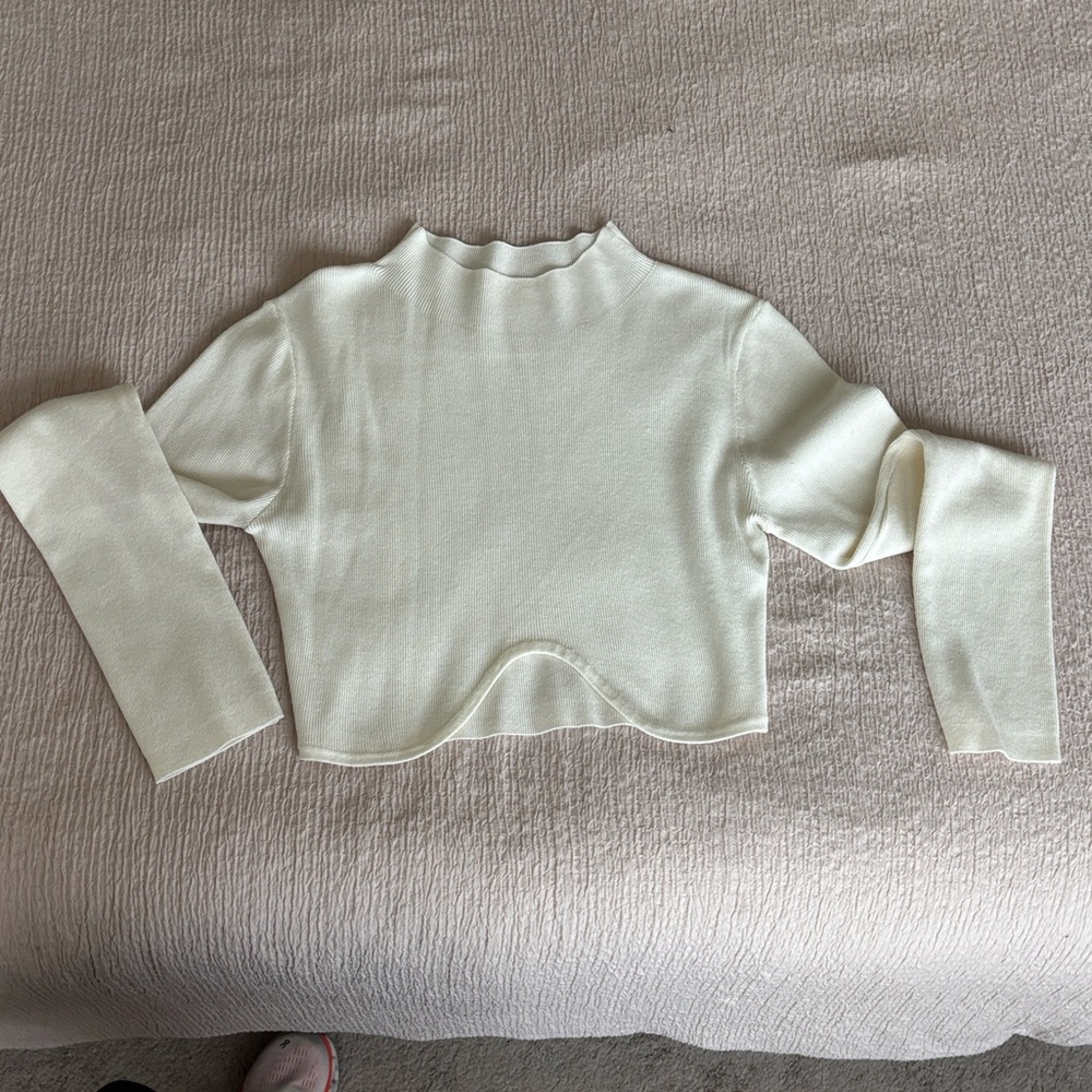 Cream Long Sleeve Cropped Sweater